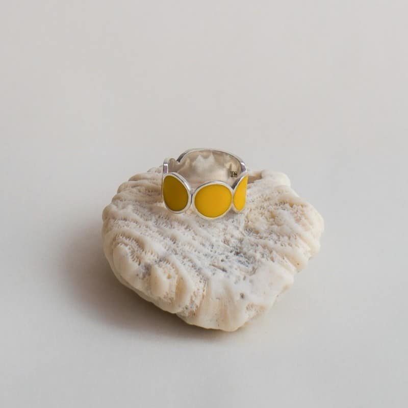 Circle Set Colour Ring