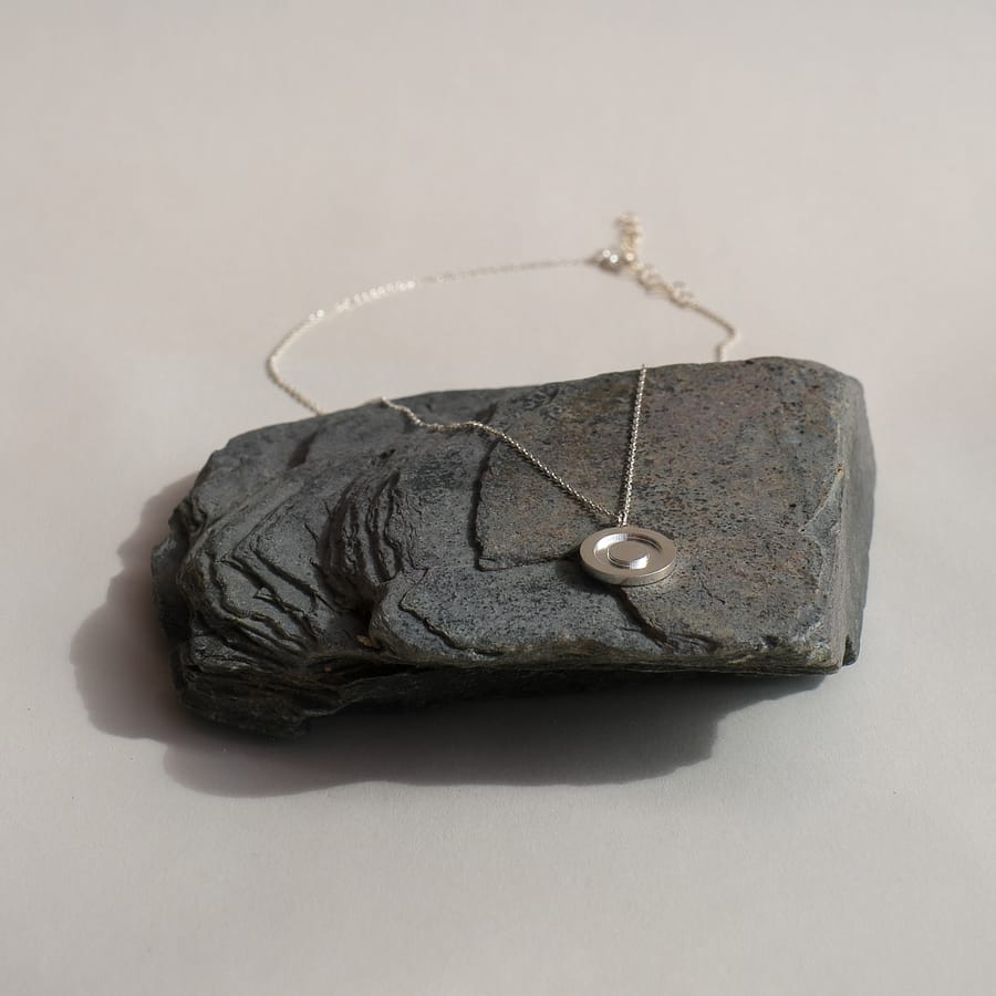 Center Solo Necklace